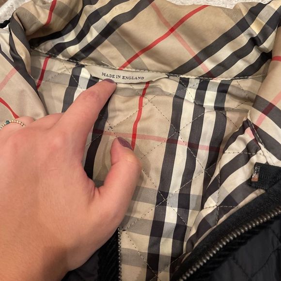 Burberry quilted jacket - Picture 2 of 6